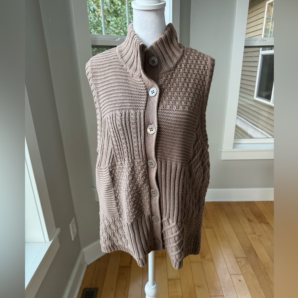 Vintage Liz Claiborne Light Brown Cable Knit Mockneck Sleeveless Sweater Vest XL